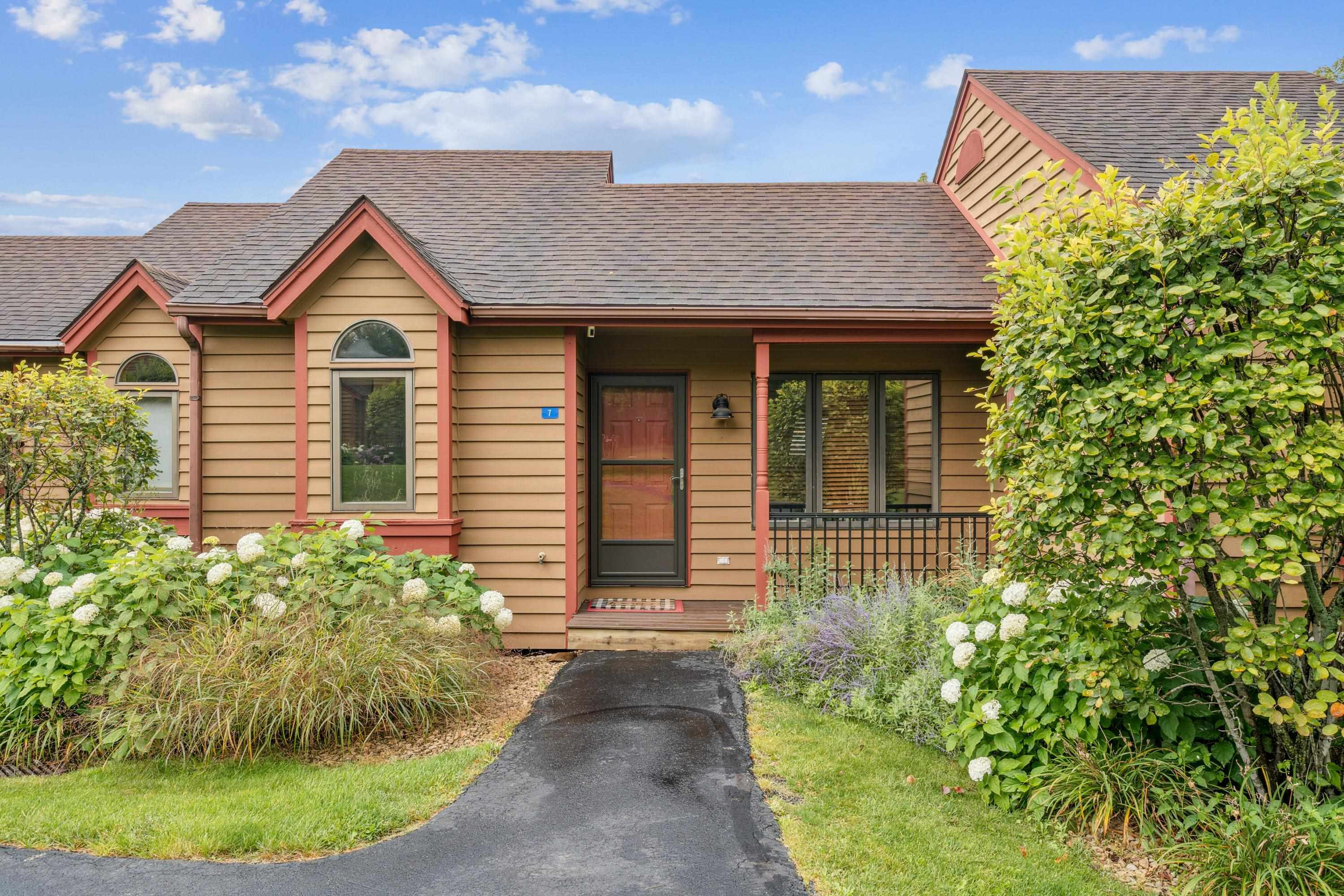 7 Oak Glen Drive