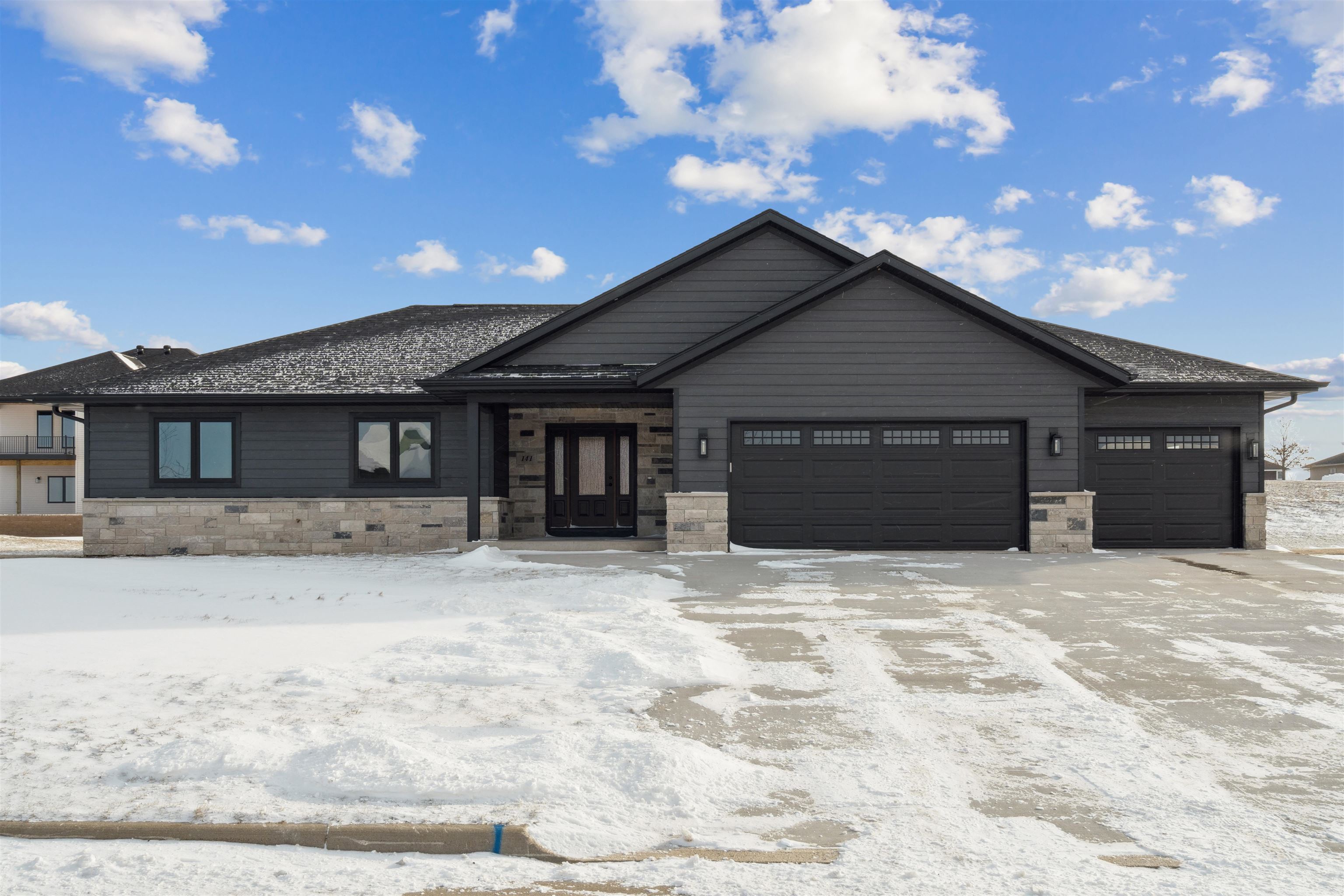 141 SE Mulberry Drive