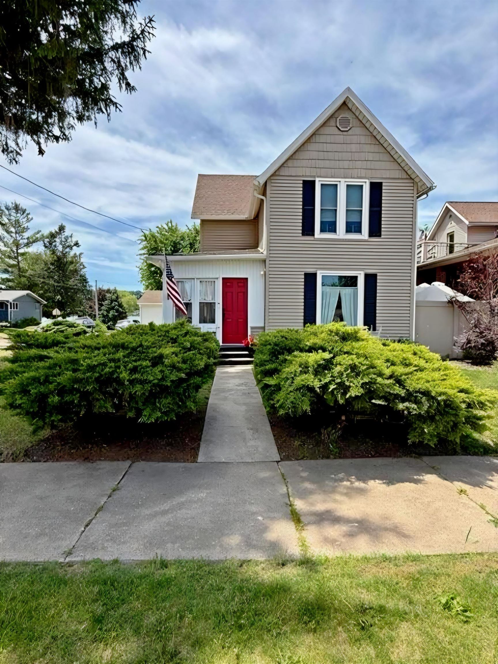 616 Elk Street