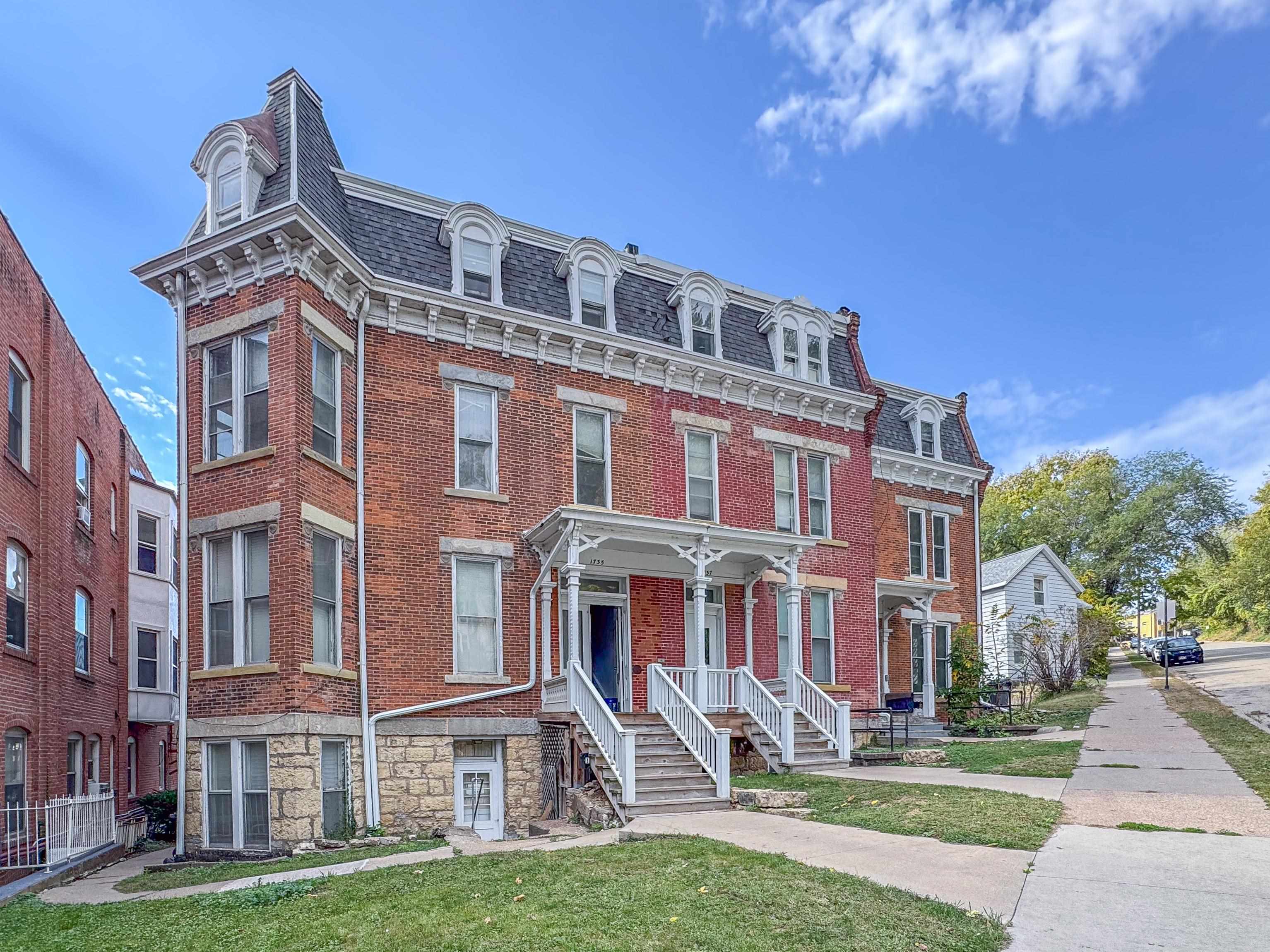 1735 Madison Street
