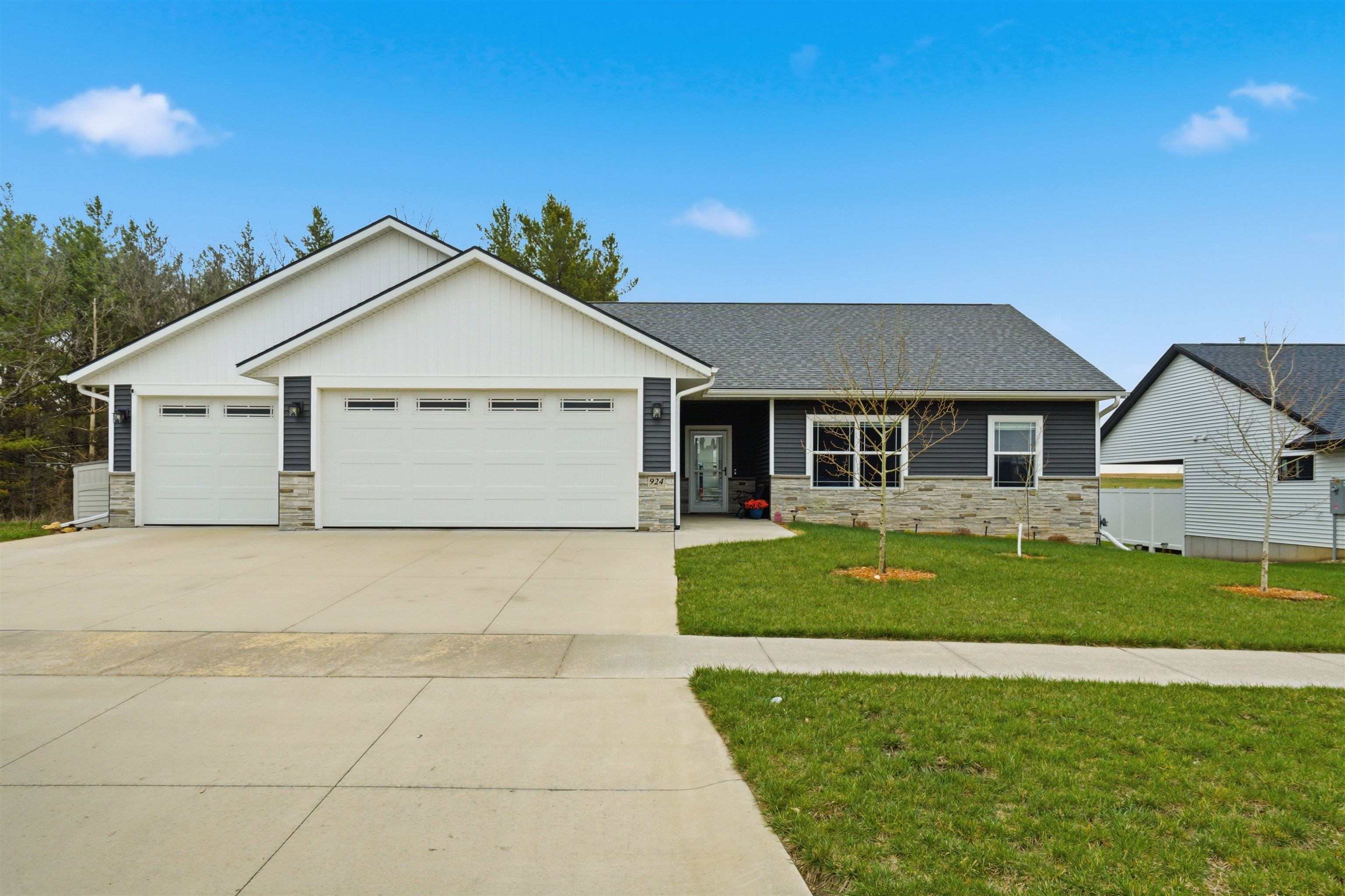 924 White Oak Street
