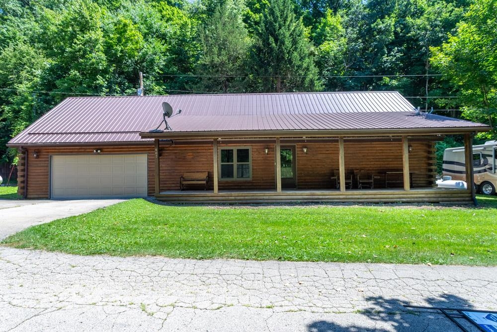 407 Country Lane